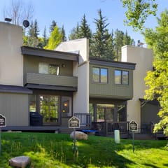 West Vail Ptarmigan Townhome - Easy Bus Access