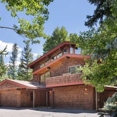Large East Vail Chalet - Hot Tub & Close to Bus