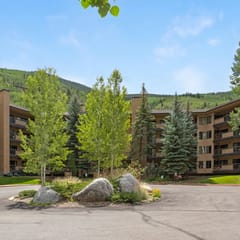 Fallridge Condo - Steps to Nordic Center and Bus