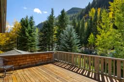 Large East Vail Home - Hot Tub & Steps to Bus Stop
