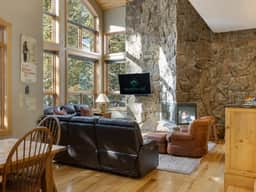 Large East Vail Home - On Gore Creek & Bus Stop - Image 2