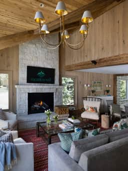 Exclusive Vail Village Townhome - Walk to Ski Lift - Image 2