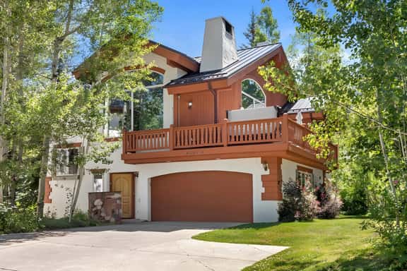 Spacious East Vail Home - Private Hot Tub Near Bus - Image 1