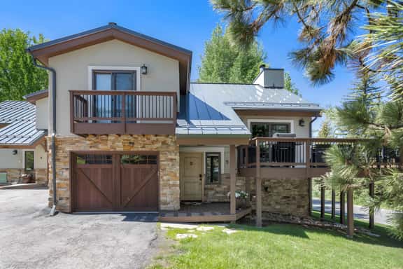 Large West Vail Home - Hot Tub, Ski Lockers, Bus - Image 1