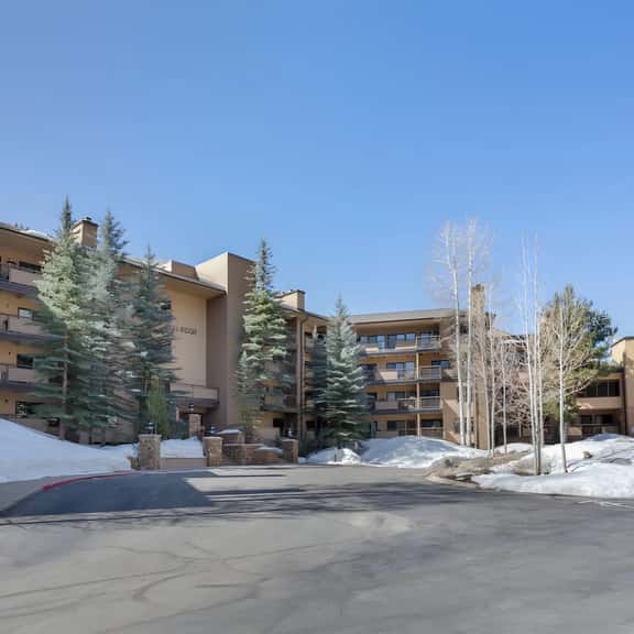 Fallridge Condo - Near Golf Course & Bus - Image 1