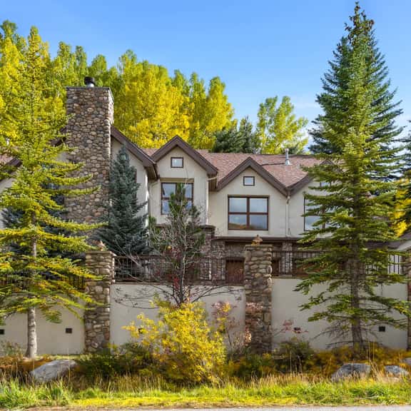 Large West Vail Home - Huge Patio with Private Hot Tub - Image 1
