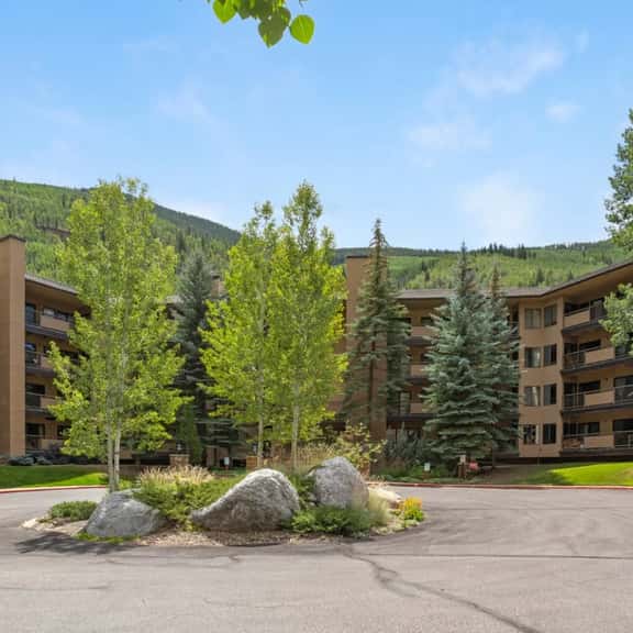 Fallridge Condo - Steps to Nordic Center & Bus - Image 1