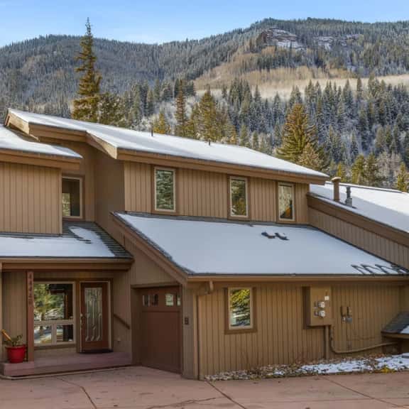 Large East Vail Home - On Gore Creek & Bus Stop - Image 1