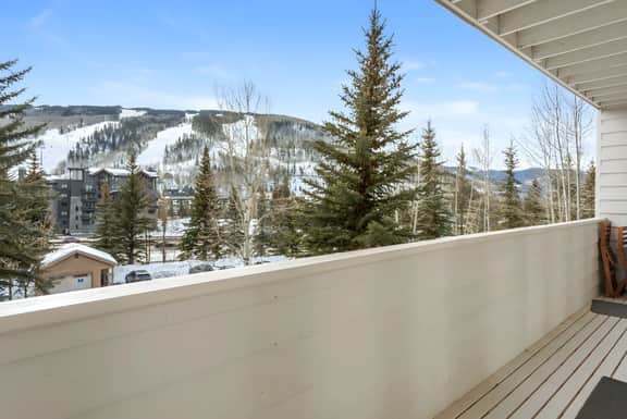 SunVail Condo - Steps from Bridge to Lionshead