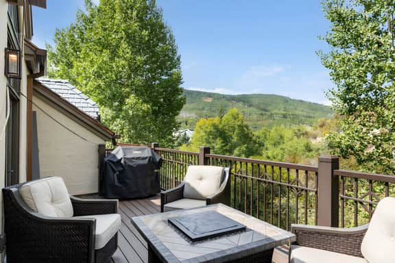 Steps From Slopes - Luxury Beaver Creek Townhome