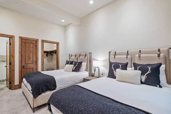 Luxury West Vail Duplex - Multi-Level Living Areas