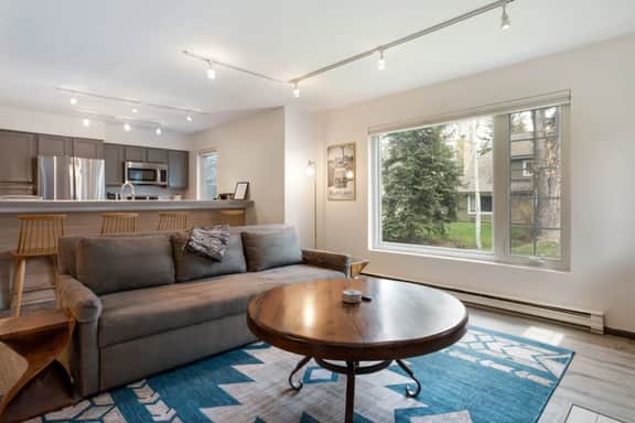 Edwards Condo - Steps to Trails, Pickleball & Tennis