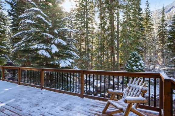 Large East Vail Home - On Gore Creek & Bus Stop - Image 4