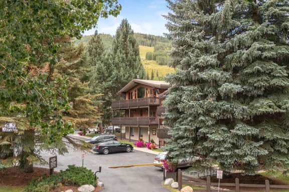 Exclusive Vail Village Townhome - Walk to Ski Lift - Image 4